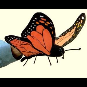 5| Monarch Butterfly Puppet 🦋